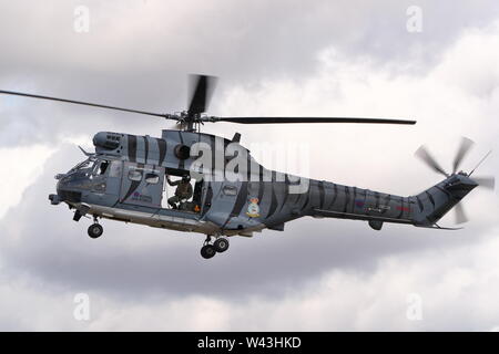 Un Westland Puma HC1 elicottero XW224 presso il Royal International Air Tattoo RIAT 2019 a RAF Fairford, Gloucestershire, Regno Unito Foto Stock