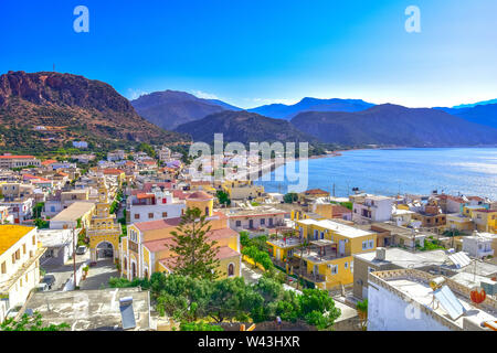 Le strade del villaggio tradizionale di Paleochora, Creta, Grecia Foto Stock