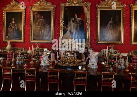 La regina Victoria Palace all'apertura estiva di Buckingham Palace .apertura 20 luglio 2019 . A Buckingham Palace Londra UK .. Foto Stock