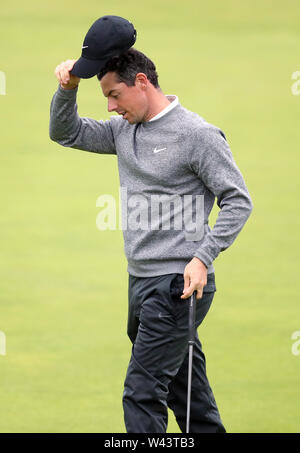 Durante la seconda giornata del Campionato Open 2019 presso il Royal Portrush Golf Club. Foto Stock