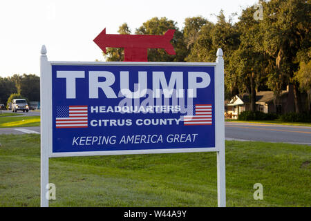 Trump segno di campagna nel cuore dell'America, Citrus County, Florida Foto Stock