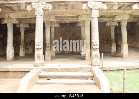 Il tempio di Mahabalipuram presso la costa vicino a Chennai Foto Stock