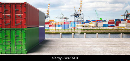 Porto commerciale di sfondo, container, import export, logistica trasporti concetto, banner. 3d illustrazione Foto Stock