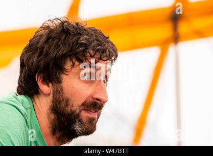 Il comico Mark Watson effettuando al Latitude Festival, Henham Park, Suffolk, Regno Unito il XX luglio 2019 Foto Stock