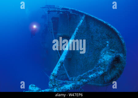 Spiegel Grove naufragio off Key Largo, Florida...prua della nave più grande mai affondata intenzionalmente come un reef artificiale. Foto Stock