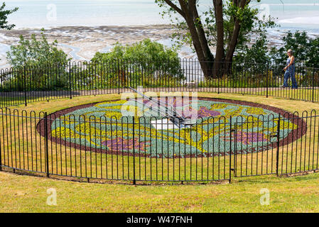 Giardino orologio su Clifton Terrace & Clifftown Parade sviluppi Vittoriano, la cima di una scogliera che si affaccia su posizione l'estuario del Tamigi Southend on Sea Essex Foto Stock