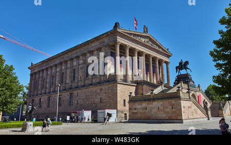 L'Altes Museum è un museo edificio sulla isola dei musei di Berlino, Germania. ospita la Antikensammlung di Berlino musei statali. Foto Stock