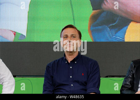 Torino, Italia. 11 maggio 2019. Giorgio Ansaldo parla in occasione del Salone Internazionale del Libro di Torino Fiera internazionale del libro). Credito: MLBARIONA/Alamy Foto Stock