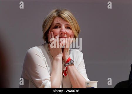 Torino, Italia. 11 maggio 2019. Cristina Cattaneo parla in occasione del Salone Internazionale del Libro di Torino Fiera internazionale del libro). Credito: MLBARIONA/Alamy Foto Stock