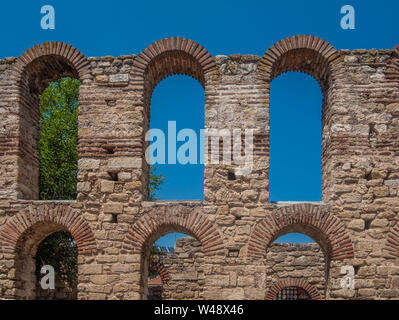 La Chiesa di Santa Sofia (Hagia Sofia) Nessebar (Nesebar), Provincia di Burgas, nella Bulgaria costa del Mar Nero. Un sito Patrimonio Mondiale dell'UNESCO Foto Stock