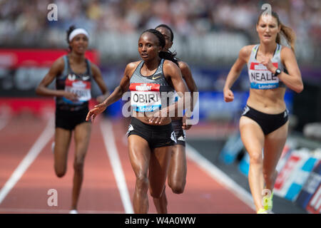 Londra, Inghilterra xxi luglio Hellen Obiri vincendo il 5000m a Muller anniversario giochi presso la London Stadium, Stratford domenica 21 luglio 2019. Foto Stock