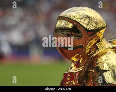 Londra, Regno Unito. 21 Luglio, 2019. Le riflessioni di stadio su Omega spaceman forniti a comemorate il cinquantesimo anniversario dell'uomo lo sbarco sulla luna. Anniversario giochi atletica. Lo stadio di Londra. Stratford. Londra. Regno Unito. Credito Bowden Garry/SIP Agenzia fotografica/Alamy Live News. Credito: Sport In immagini/Alamy Live News Foto Stock
