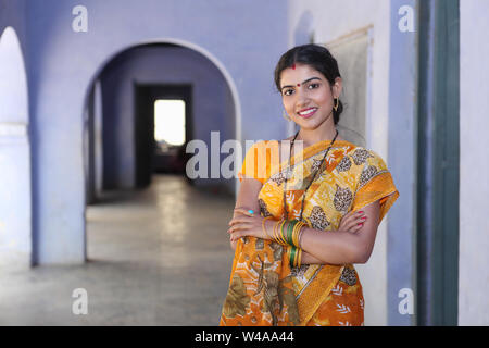 Ritratto di una donna sorridente Foto Stock