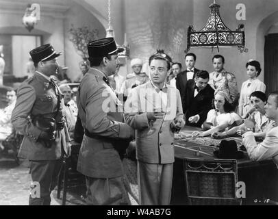 PETER LORRE come Ugarte e MARCEL DALIO come Emil in Casablanca 1942 il regista Michael Curtiz Warner Bros Foto Stock