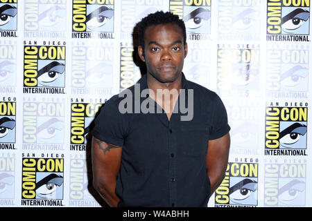 San Diego, Stati Uniti d'America. Il 20 luglio, 2019. William Jackson Harper al Photocall per la NBC SERIE TV "Il buon posto' presso il San Diego Comic-Con 2019 Internazionale presso l'Hilton Bayfront Hotel. San Diego, 20.07.2019 | Utilizzo di credito in tutto il mondo: dpa/Alamy Live News Foto Stock