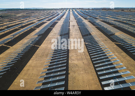 Il campo del pannello solare Foto Stock