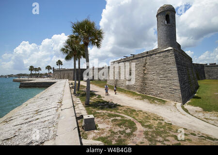 Castillo de San Marcos National Monument fort sulle rive di Matanzas Baia di Sant Agostino ci Florida USA Foto Stock