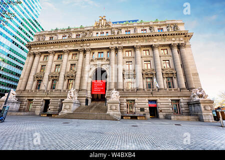 NEW YORK - 15 Aprile 2016: Il Museo Nazionale degli indiani americani si trova entro lo storico Alexander Hamilton U.S. Custom House. Foto Stock