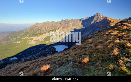 In autunno il paesaggio di montagna in Polonia Tatra Foto Stock