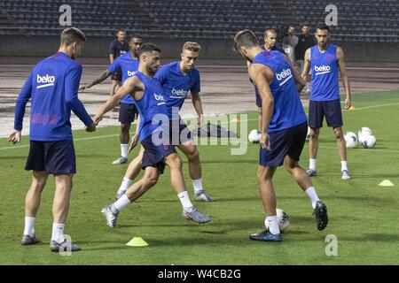 Tokyo, Giappone. 22 Luglio, 2019. FC Barcelona giocatori partecipare a una sessione di formazione a Machida Stadium prima della loro prima partita contro il Chelsea FC come parte dell'Rakuten Cup. Credito: Rodrigo Reyes Marin/ZUMA filo/Alamy Live News Foto Stock