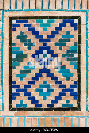 Close-up di tilework al Nadir Divan-begi Madrasah (Nadir Divanbegi Medressa), Bukhara, Uzbekistan Foto Stock