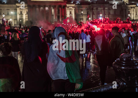 Luglio 19, 2019, Londra. Trentaduesima edizione del totale Africa Coppa delle Nazioni Egitto 2019. Celebrazioni in Trafalgar Square a Londra. Foto Stock