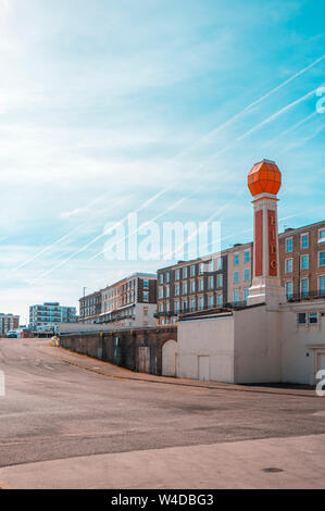 Margate Cliftonville Lido e piscine, prima completato nel 1920 erano una destinazione molto amata per le vacanze. Foto Stock