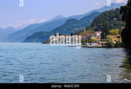 BELLAGIO, Italia, Giugno 19, 2019 - Vista di Bellagio, un piccolo villaggio sul lago di Como, Italia. Foto Stock