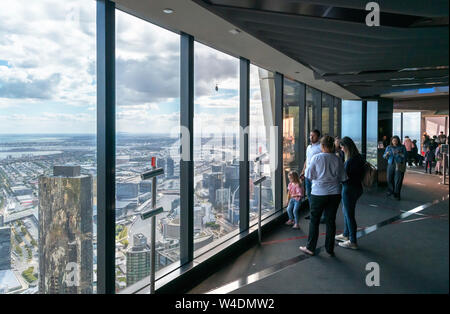 Veduta aerea della città dall'Eureka Skydeck 88, l'Eureka Tower, Melbourne, Victoria, Australia Foto Stock