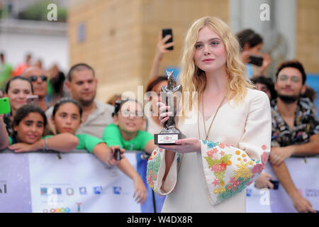 Giffoni Valle Piana, Italia. 22 Luglio, 2019. Foto Cafaro/LaPresse22 luglio 2019 Giffoni Valle Piana, Italia Spettacolo Giffoni Film Festival 2019 Nella foto: Elle Fanning. Foto Cafaro/LaPresse Luglio 22, 2019 Giffoni Valle Piana, Italia Entertainment esperienza Giffoni 2019 nel pic: Elle Fanning. Credito: LaPresse/Alamy Live News Foto Stock