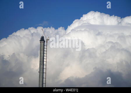 Nuova radio e TV Tower a Istanbul Camlica Hill è in costruzione Foto Stock