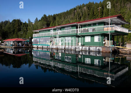 Westview Marina e Lodge in Tahsis, vicino Gold River, Isola di Vancouver, British Columbia, Canada Foto Stock