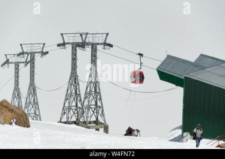 Gulmarg Gondola Fase 2 / Apharwat picco, Gulmarg, Jammu e Kashmir India Foto Stock