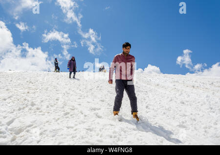 Gulmarg Gondola Fase 2 / Apharwat picco, Gulmarg, Jammu e Kashmir India Foto Stock