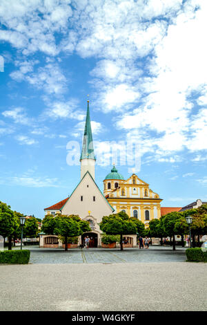 Kapellplatz, Altoetting, Baviera, Germania Foto Stock