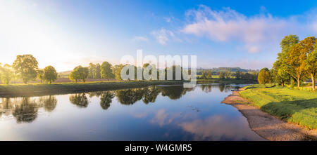 Tay river vicino a Perth, Scozia Foto Stock