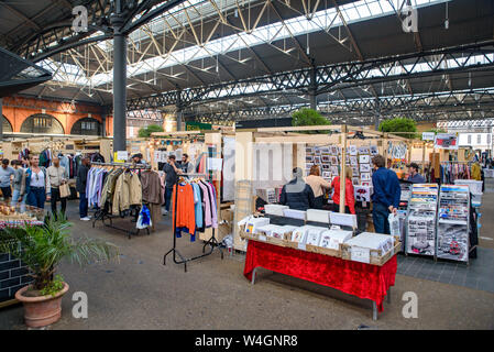 Old Spitalfields Market di Londra, Regno Unito Foto Stock