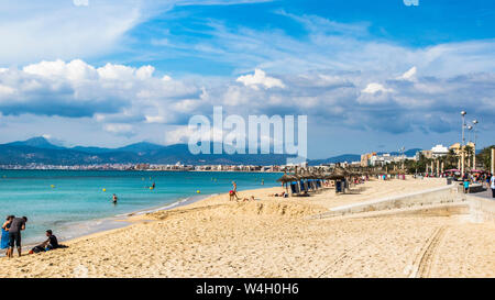 Maiorca, am Strand in s'Arenal rund um den Ballermann, Mallorca, Spanien Foto Stock