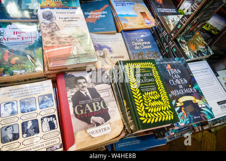 Colombia Cartagena Centro storico Murato Centro Abaco Libros y Cafe Abacus libreria caffè interno libreria latino-americana colombiana Foto Stock