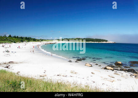 Crystal Crescent, Halifax, Nova Scotia- Luglio 9, 2010: un giorno di estate sulla spiaggia presso la popolare Crystal Crescent Beach appena fuori città Foto Stock