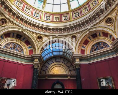 Dettagli architettonici all'interno della National Gallery, a Londra, Inghilterra, Regno Unito. Foto Stock