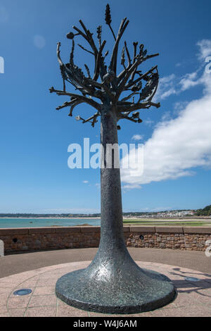 Freedom Tree, St Helier Waterfront, Jersey, Channel Islands Foto Stock