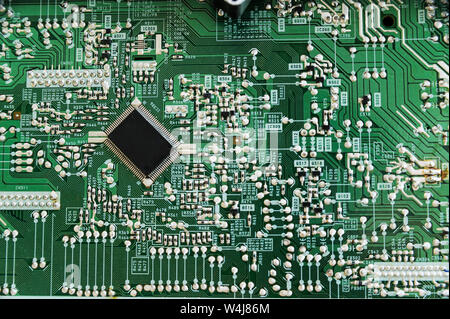 Schede elettroniche delle unità di controllo del sistema di musica. Foto Stock