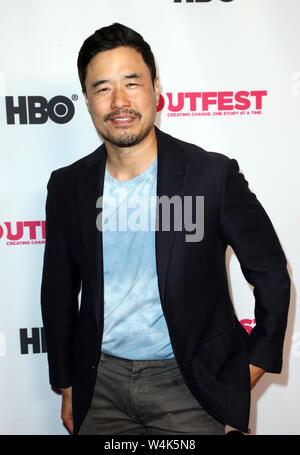 Hollywood, CA. 23 Luglio, 2019. Randall Park, al 2019 Outfest Los Angeles LGBTQ Film Festival centrotavola rivoluzionarie Screening di 'diritto' a Linwood Dunn Theatre in Hollywood, la California il 23 luglio 2019. Credito: Faye Sadou/media/punzone Alamy Live News Foto Stock