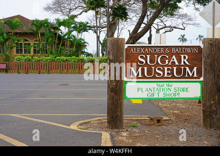 MAUI, HI -1 APR 2018- vista di una vecchia piantagione di zucchero e di fabbrica e Alexander & Baldwin museo dello zucchero, situato in Puʻunene, Hawaii, Kahului, Maui. Foto Stock