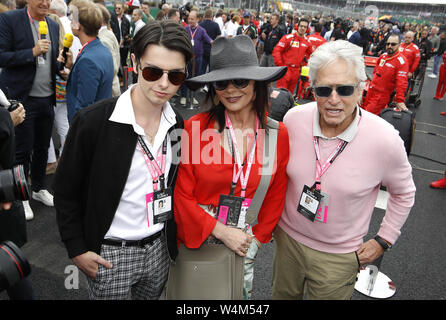 Dylan Michael Douglas, Catherine Zeta-Jones e Michael Douglas Foto Stock