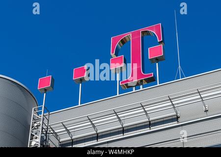 Germania: sede centrale globale di Deutsche Telekom AG a Bonn.Foto dal 29 giugno 2019. | Utilizzo di tutto il mondo Foto Stock
