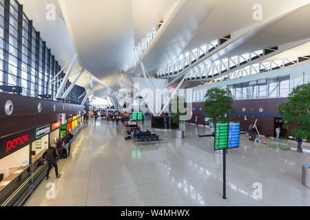 Gdansk, Polonia - 28 Maggio 2019: terminal dell aeroporto di Danzica (GND) in Polonia. | Utilizzo di tutto il mondo Foto Stock