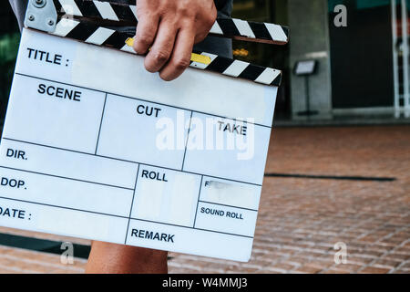 Le riprese di equipaggio,man mano azienda battaglio del filmato. Foto Stock