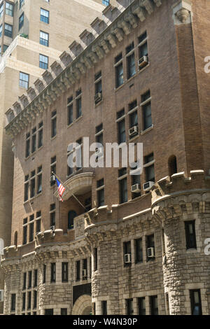 Xxiii Precinct NYPD per il controllo del traffico è divisione di fortezza medievale landmark, Chelsea, New York, Stati Uniti d'America Foto Stock